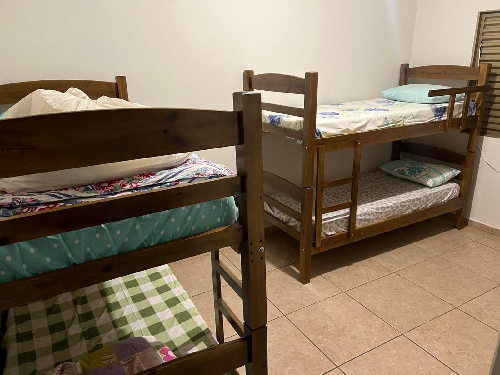 Hostel Jotaaa F Оуриньос Екстериор снимка